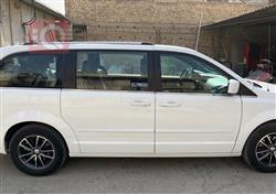 دودج جراند كارافان